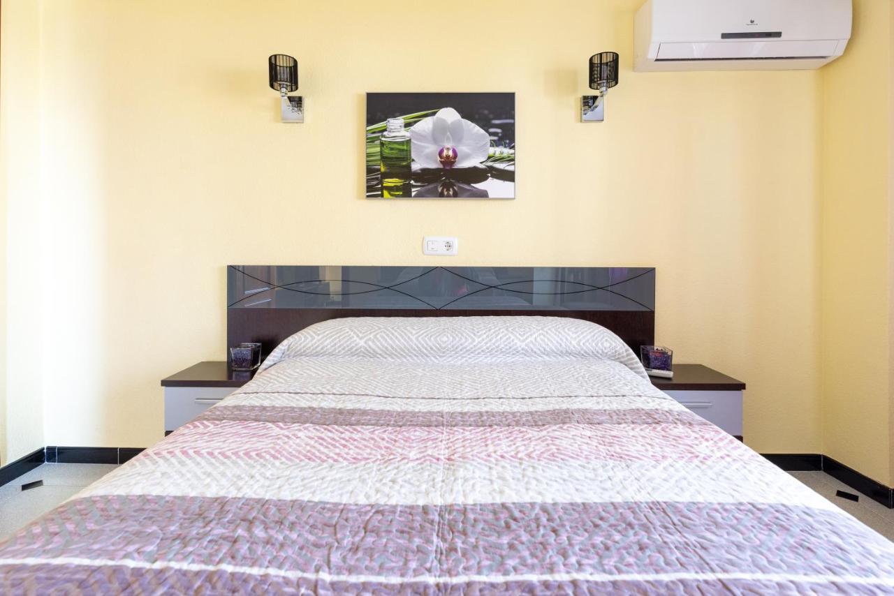 50 Mts Beach With Sea Views Pool Algarrobo Costa Exterior photo